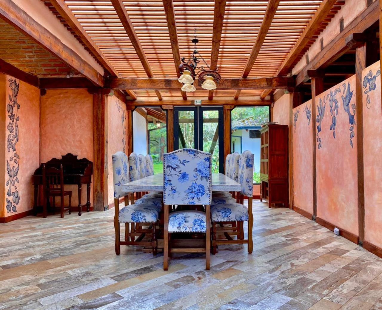 Hacienda San Juan De La Vega Bed & Breakfast Otavalo Exterior photo